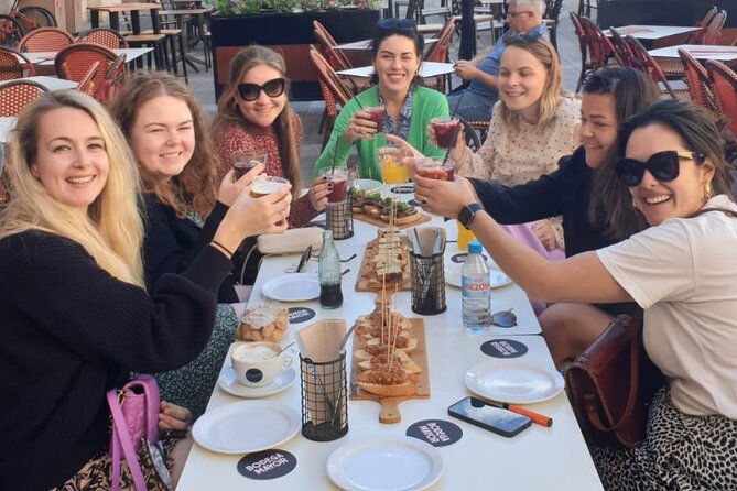 Palma de Mallorca Bike Tour with tapas - Group size, guide style, and riding conditions