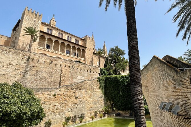Palma de Mallorca Cultural and Foodie Tour - Almudaina Palace and Palma’s changing rulers