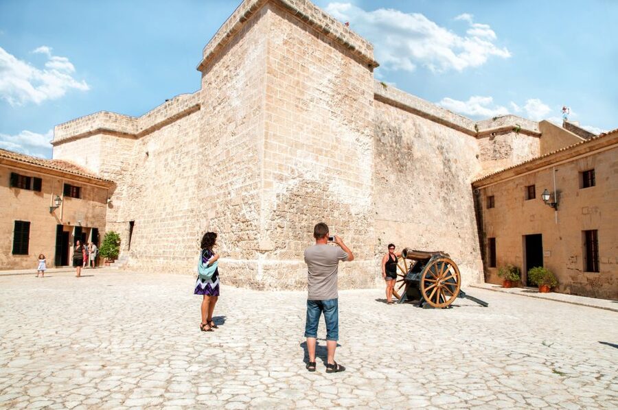 Palma de Mallorca: Full-Day Tour with Departure Options - What the guide adds, and what the guide does not