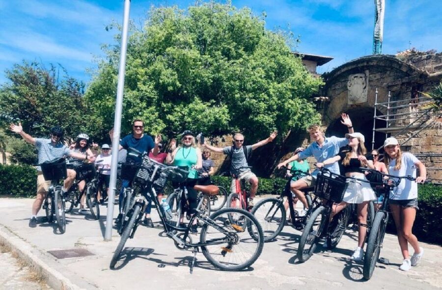 Palma de Mallorca: Guided Bicycle Tour - The guide makes the difference