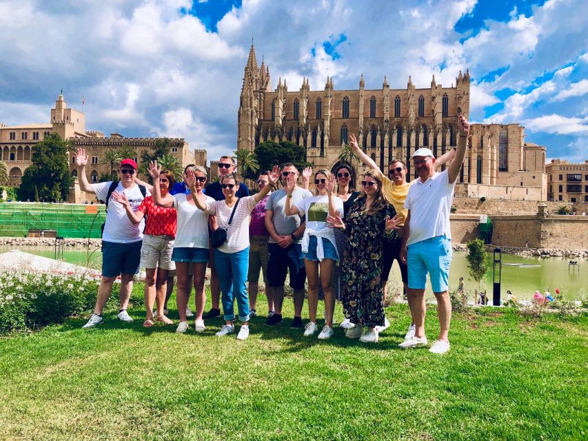 Palma de Mallorca: Guided Bicycle Tour with Tapas & a Drink - Finishing around La Lonja or Santa Catalina