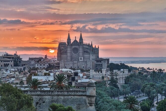 Palma de Mallorca Must-See Attractions Walking Tour With A Guide - Key points to know before booking