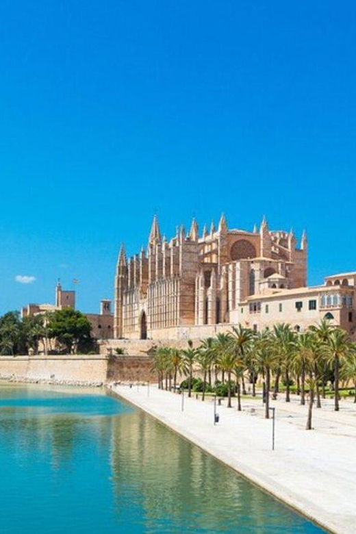 Palma de Mallorca : Must see Walking Tour With A Guide - What private and customizable really means