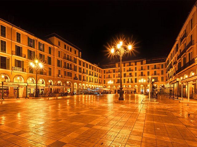 Palma de Mallorca: Old Town Atmospheric Evening Tour - What $46 buys you