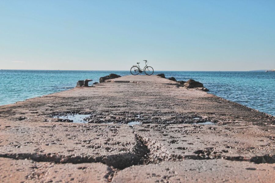 Palma de Mallorca Old Town Guided Bike Tour (Small Groups) - Palma Cathedral and La Almudaina