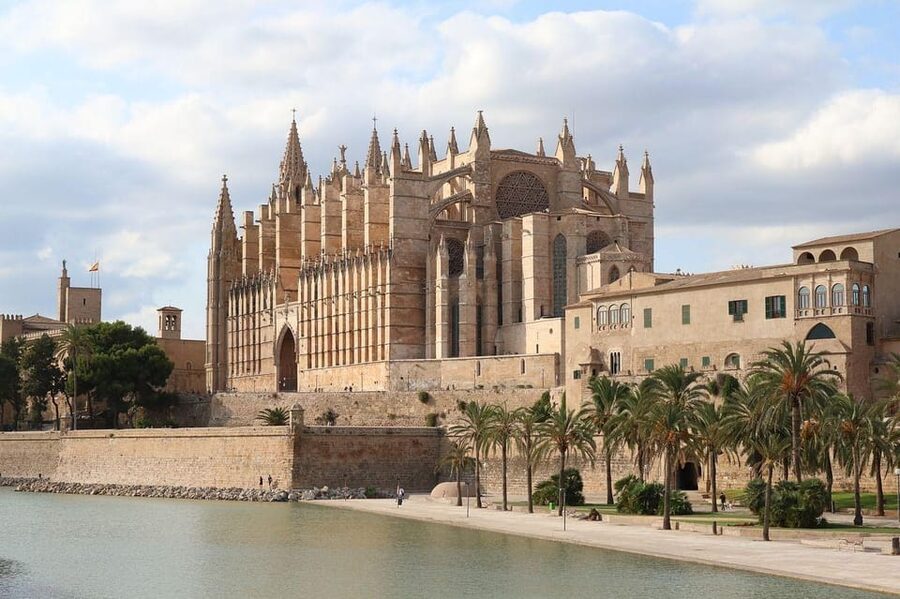 Palma de Mallorca Private Guided Walking Tour - Santa Eulalia and the medieval core