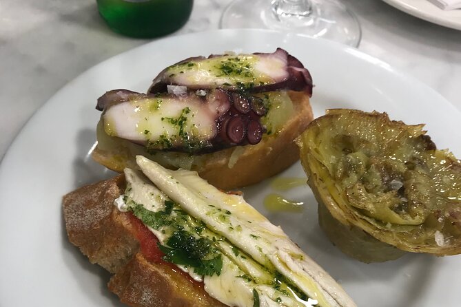 Palma de Mallorca: PRIVATE Local Food And Cathedral Experience - What makes a private guide worthwhile