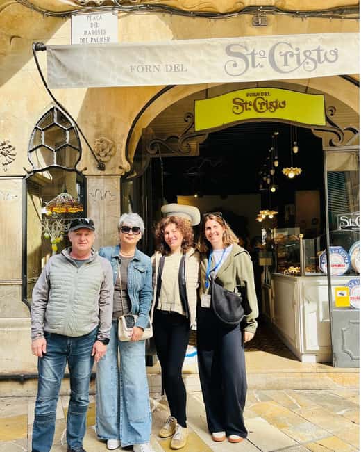 Palma de Mallorca: Small-Group Tour & Fast-Track Cathedral - Sa Llotja and the walk toward Plaça de la Drassana