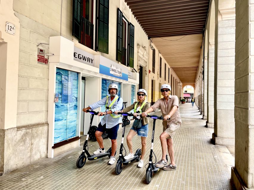 Palma: Guided 1.5 H city tour on Electric scooter - Riding through Palma’s Old Town