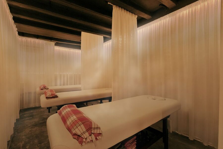 Palma: Hammam Al Àndalus Bath Session with Massage Options - Choosing between the bath-only and massage options