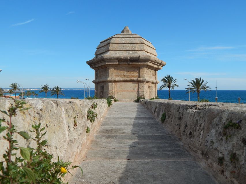 Palma old town for the first time - FAQ