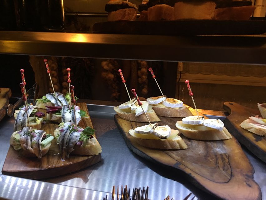 Palma Old Town Sunset Tour and Food Tastings - Three tapas and one drink
