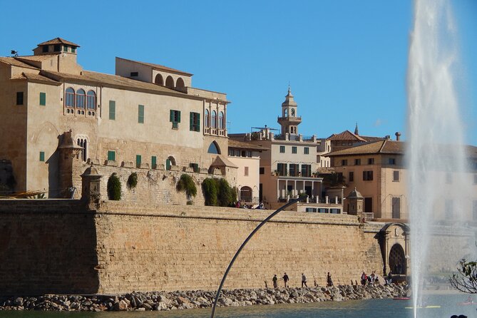 Palma Old Town & The Cathedral of Mallorca with Mallorcan pastry - Palau de l’Almudaina and the royal setting