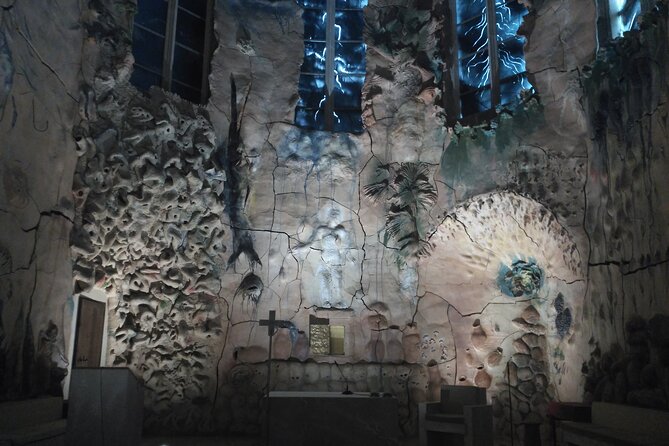 Palma Old Town & The Cathedral of Mallorca with Mallorcan pastry - Town Hall, Palma’s main squares, and local details