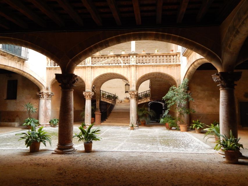 Palma: Old Town Walking Tour & Cathedral Skip-the-Line - Why Palma’s cathedral works best as the tour’s centerpiece