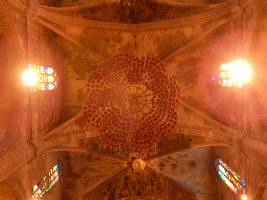 Palma: Old Town Walking Tour & Cathedral Skip-the-Line - Who will enjoy this 2.5-hour walk