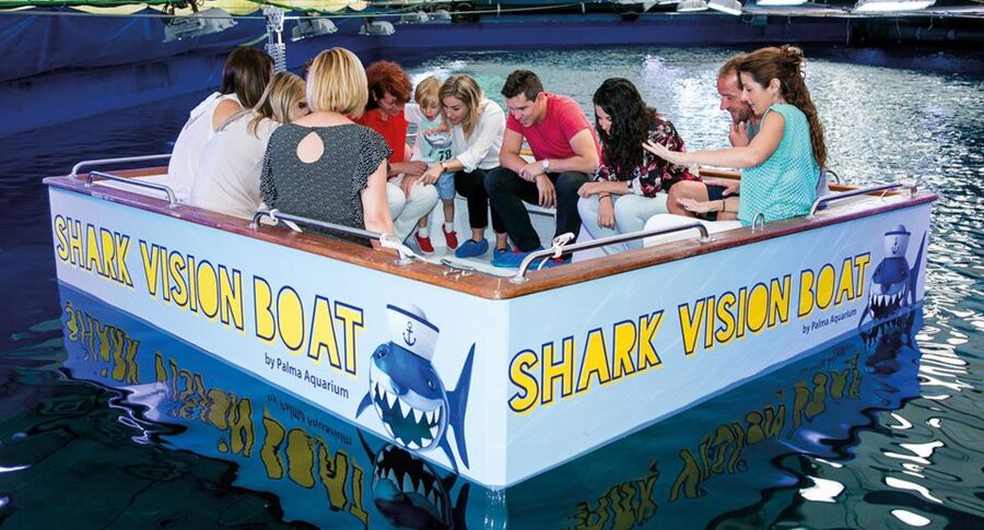 Palma: Palma Aquarium Ticket with Transfer Service - Daily feedings and hands-on family activities