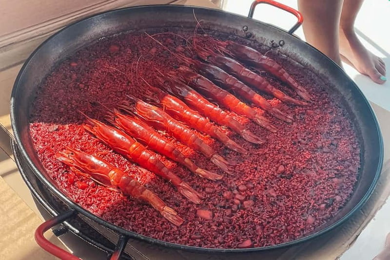 Palma: Private Half-Day Sailing Trip with Tapas & Drinks - Tapas, wine, cava, and soft drinks on board