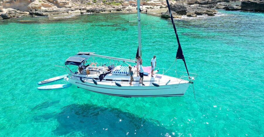Palma: Private Sailing Boat Excursion with Optional Paella - Sailing Palma Bay on a boat reserved for your group