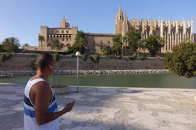 Palma's Alternative History: A Self-Guided Audio Walk - Saint Sebastian, Plaça Major, and the route’s central rhythm