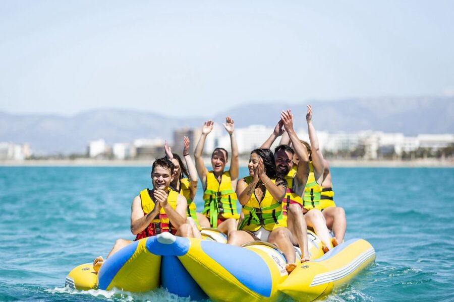 Playa de Palma: Banana Boat Ride - Getting ready with a life jacket and swimwear