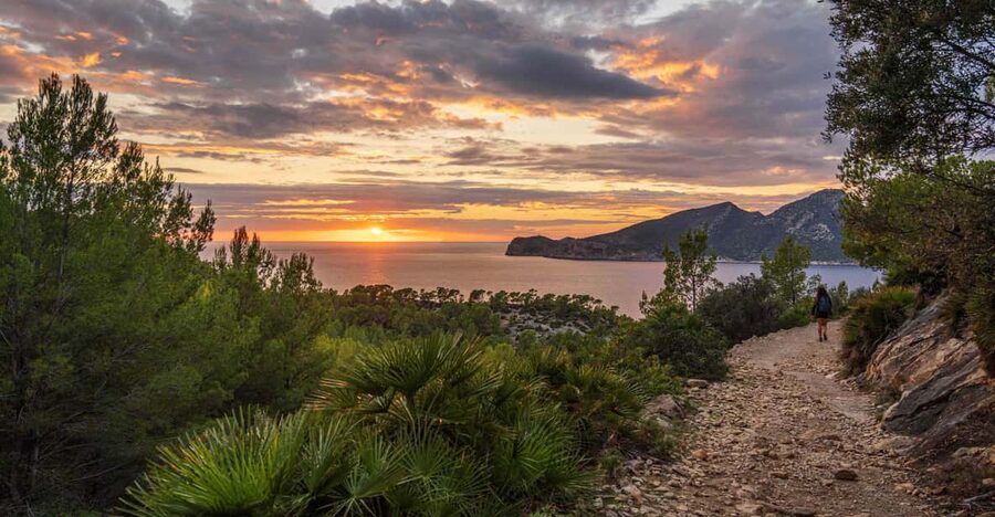Port Andratx: Guided hiking tour into the sunset to Sant Elm - Key points to know before you book