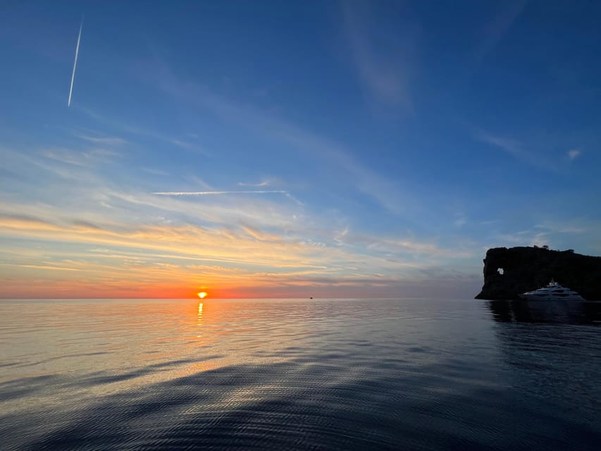 Port de Sóller: Snorkeling Tour with Professional Guide - Sunset tour: three hours and a picnic