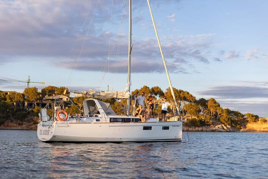 Private and exclusive sailing in the Bay of Palma and surrounding area - Food, drinks, and what to bring