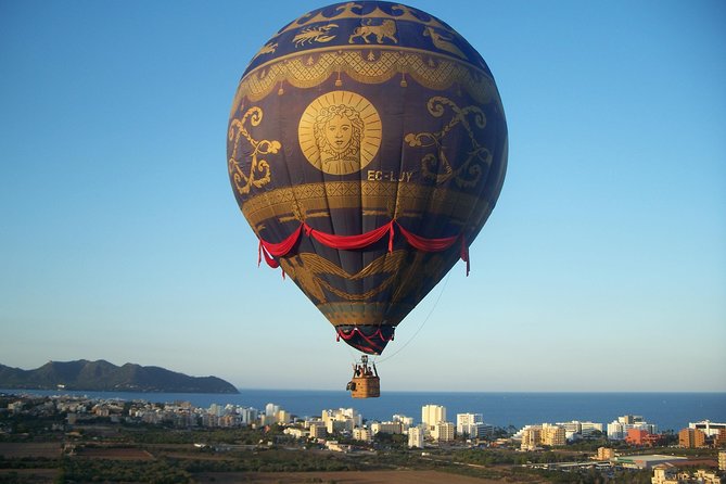 Private Hot Air Balloon Ride in Mallorca with Champagne and Snacks - Who will enjoy this most