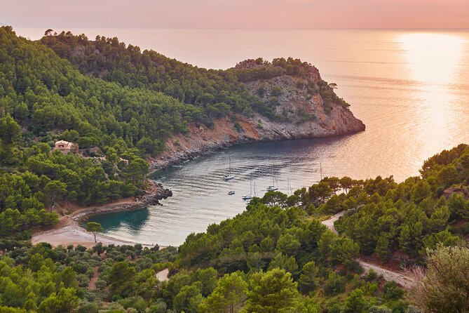 Private Sunset Sailing Tour along the North Coast - Key points to know