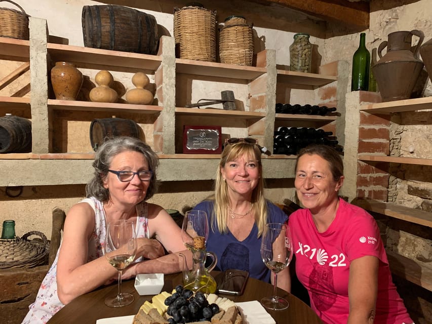 Private tour: Wine and tapas, experience real Mallorca - Five wines, local varieties, and the taste of the island