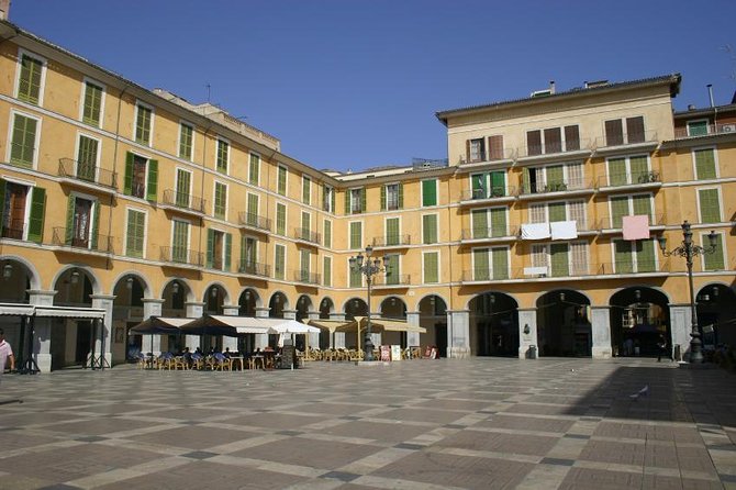 Private walking tour in Palma de Mallorca with local guides. - Key points at a glance