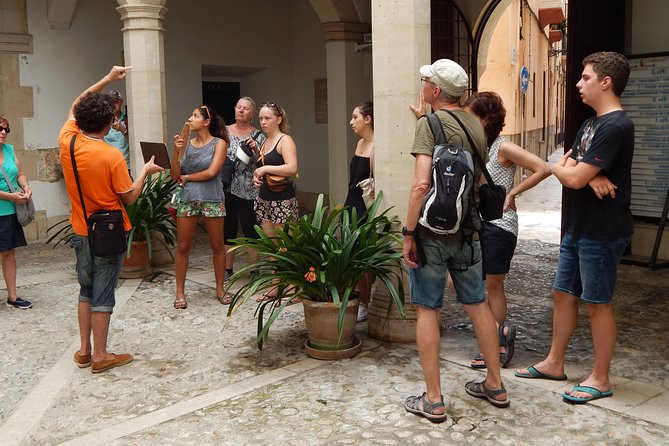 Private walking tour in Palma de Mallorca with local guides. - Finishing at Mercat de l’Olivar