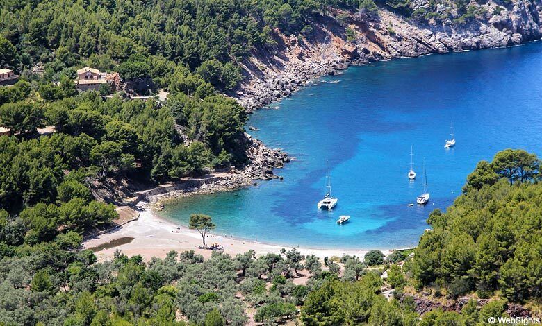 Puerto de Sóller: Cala Tuent Return Boat Trip - Arriving at Mallorca’s largest unspoiled beach