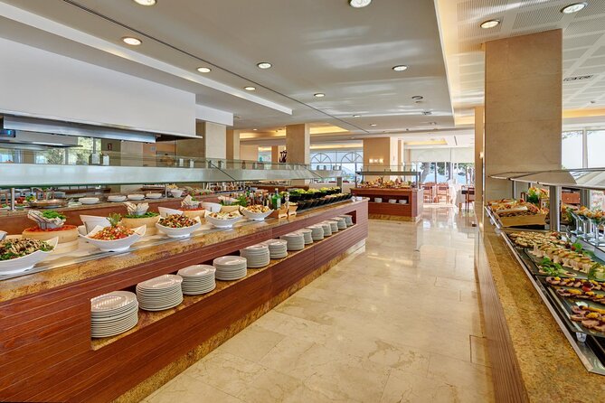 Romantic SPA day with couples massage and romantic dinner at Eurotel Punta Rotja - What the water area includes