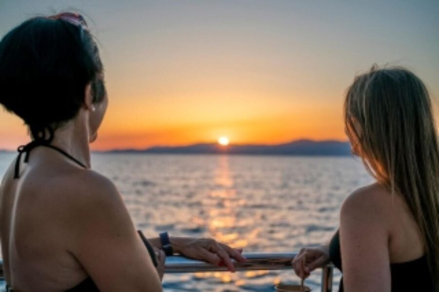 S'Arenal: Sunset Catamaran Cruise with BBQ - Key points before you book