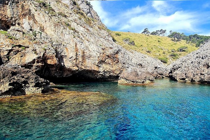 Safari Alcudia Jack Sparrow cave tour 90MIN - A fast ride with a real coastal purpose