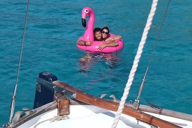 Sail boat day charter tour mallorca yacht llaut tradicional boat - Key points to know before sailing