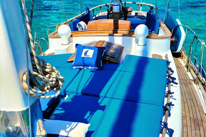 Sailing Flavors, Gastronomy and Relaxation at Sea - Marivent Palace and Palma’s Waterfront