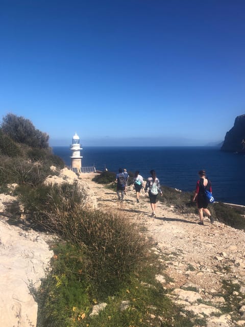 Sant Elm: Guided kayak tour to the Island Dragonera & Hiking - What the $77 price includes