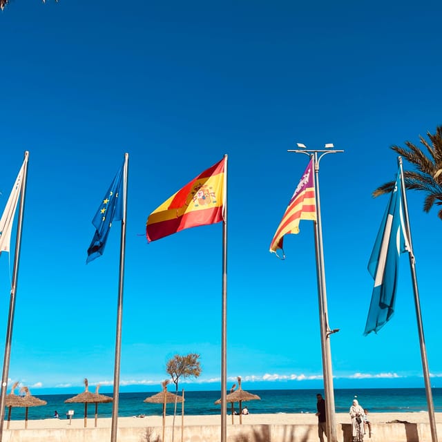 Santa Ponca: CoupleWalk, fun game and city walk for couples - Who Will Enjoy It Most