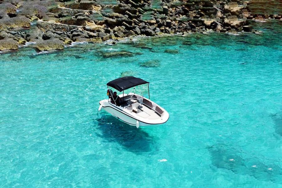 Santa Ponsa: 2-8 Hour Boat Rental (No License Needed) - Taking the helm from Santa Ponsa