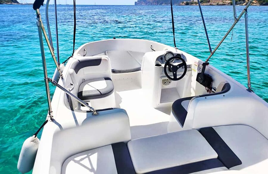 Santa Ponsa: 2-8 Hour Boat Rental (No License Needed) - What the boat includes on the water