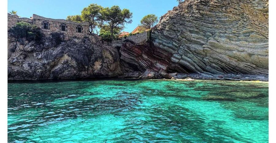Santa Ponsa: Private Boat Rental with Driving Instructions - What is included for the $193 group price
