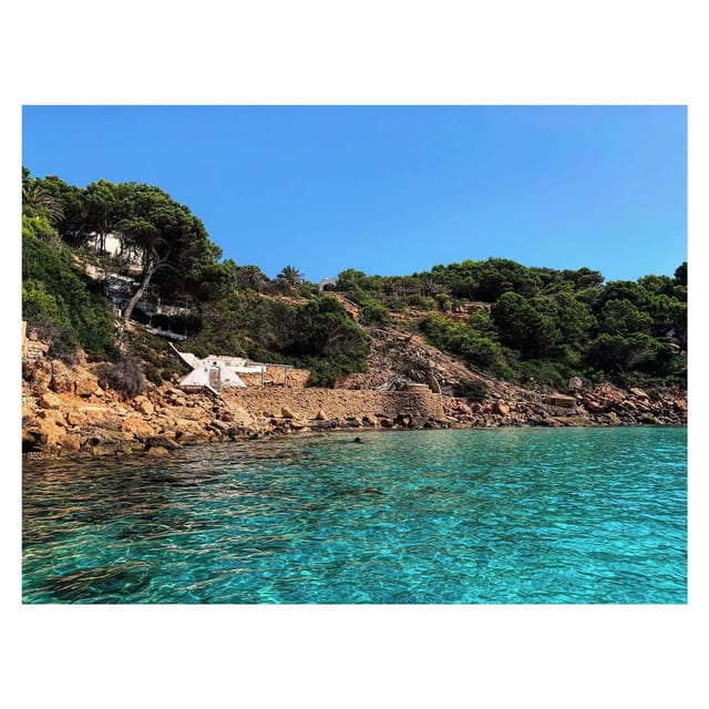Santa Ponsa: Private Boat Rental with Driving Instructions - The people who make the experience work