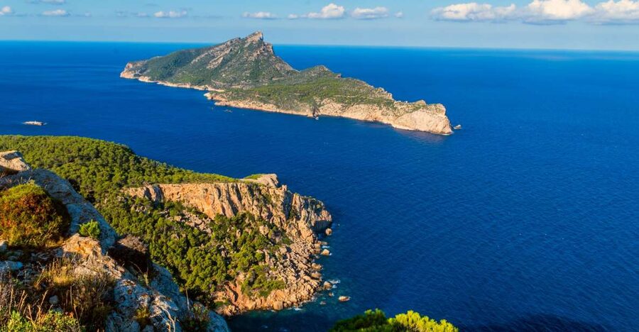 Santa Ponta/Peguera: Dragonera Island Cruise with Swim Stop - Lizards, caves, and the small island museum