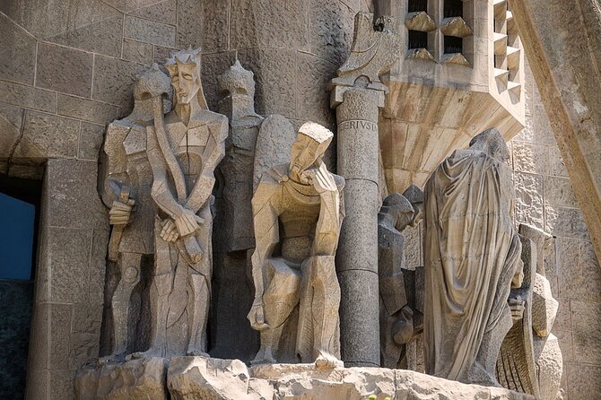 Self-Guided Audio Tour - The Kingdom of Mallorca - Ending at Plaça de la Drassana