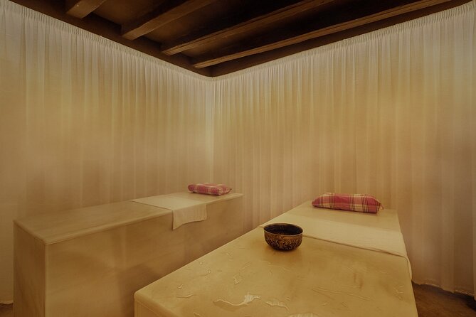 Small-Group Arab Bath Experience in Hammam Al Ándalus Palma - The massage, from 30 to 60 minutes