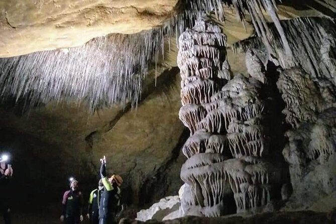 Small-Group Cova de Coloms Sea Caving Tour in Mallorca - Equipment, Packing, and Camera Advice