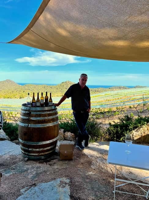 Small group- Exclusive Olive Oil & Wine Tour Mallorca - Why the eight-person limit matters